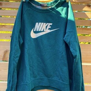 Nike Crew Sweatshirt Women’s Large
